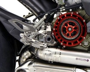 Motocorse rearsets with titanium screws Panigale 899 - 1299 & V2