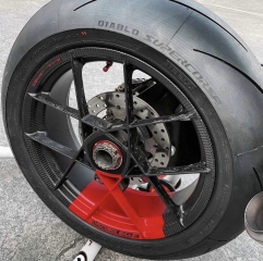 Rotobox Carbonfelgen Bullet für Ducati und MV Agusta Monoschwinge