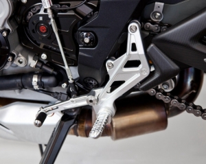 Motocorse ergal riding adjustable footpegs kit Rivale