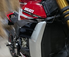 CNC Racing GP winglets Ducati Streetfighter V4